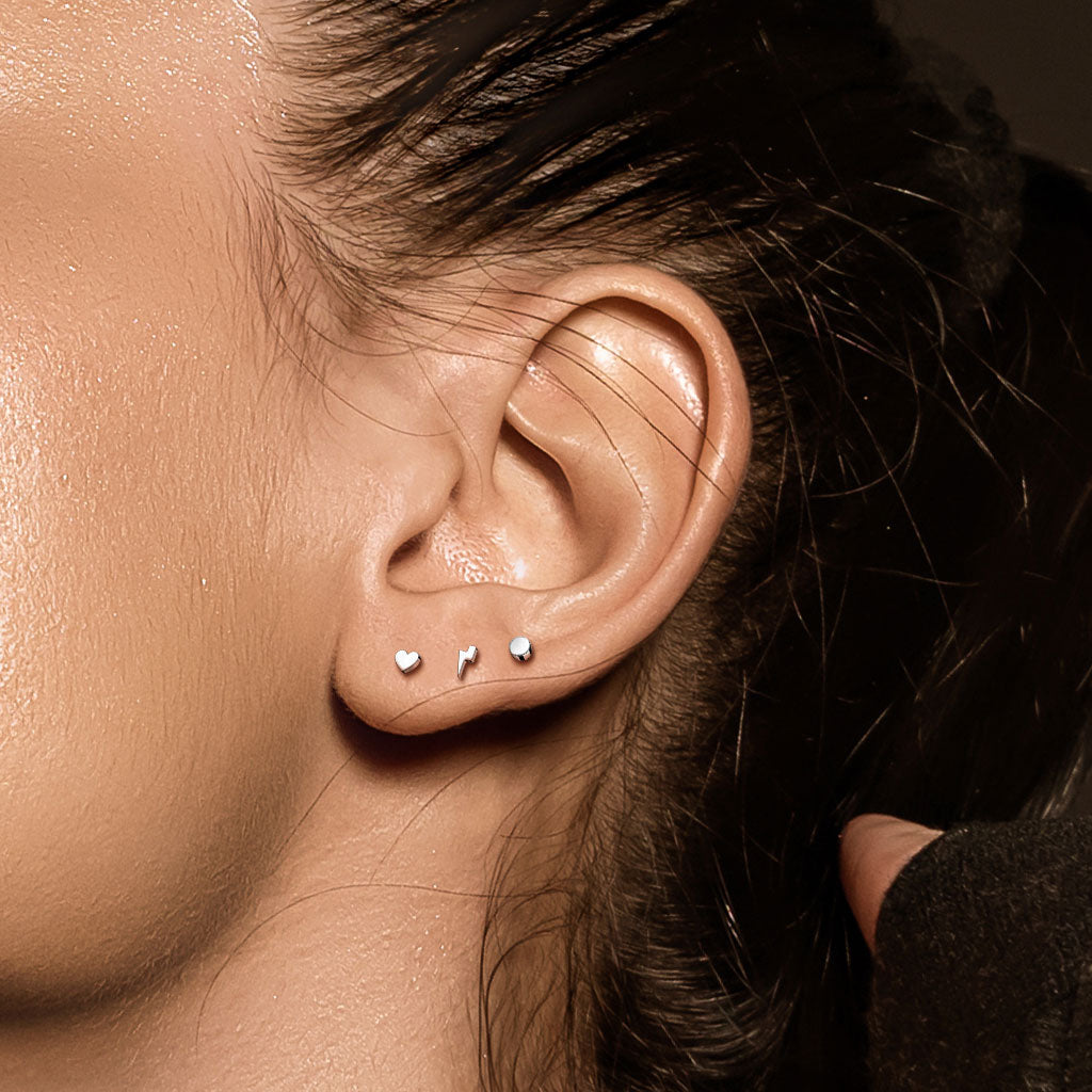 What is Threadless Jewellery and How Does It Work?